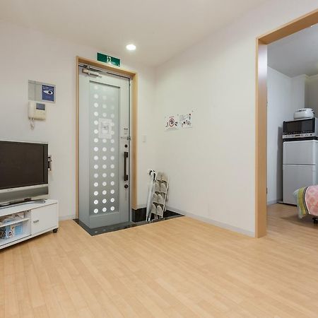 דירות אוסקה Awaza House 1 מראה חיצוני תמונה